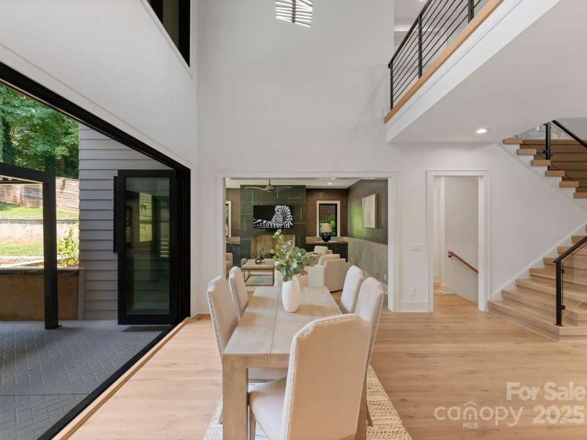 3416 Windsor Drive, Charlotte, NC 28209.  MLS# CAR4234263, YatesRealty ID 7324. 