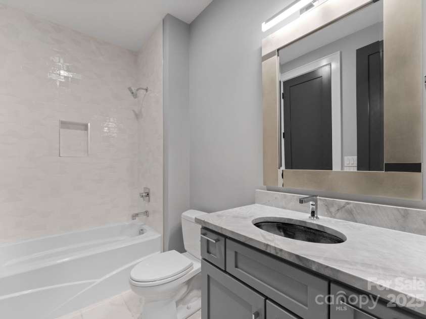 3416 Windsor Drive, Charlotte, NC 28209.  MLS# CAR4234263, YatesRealty ID 7324. 