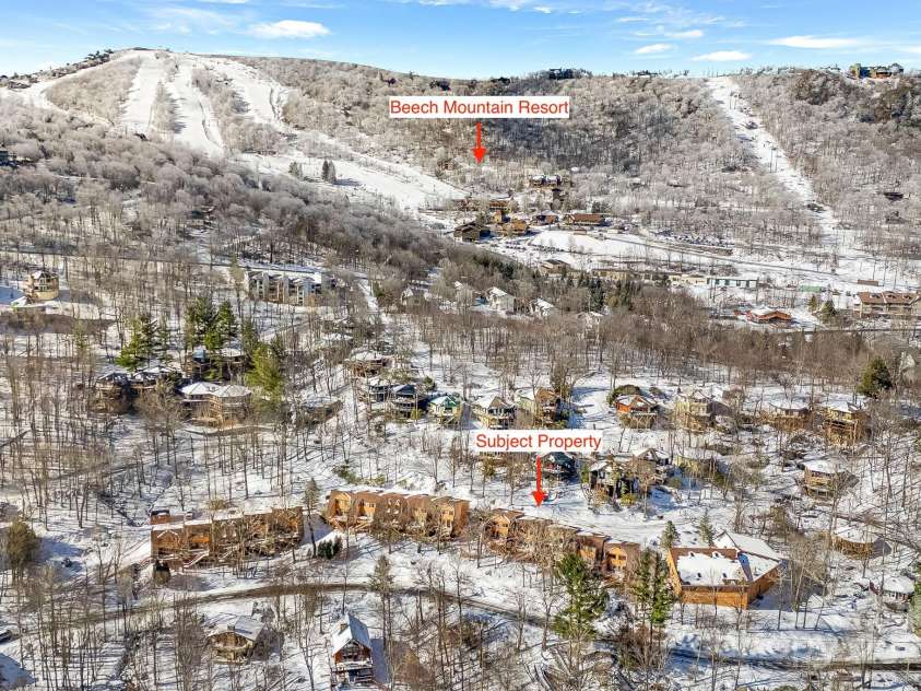 220 Charter Hills Road, Beech Mountain, NC 28604.  MLS# CAR4223784, YatesRealty ID 7326. 