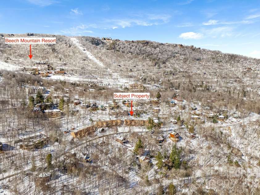 220 Charter Hills Road, Beech Mountain, NC 28604.  MLS# CAR4223784, YatesRealty ID 7326. 