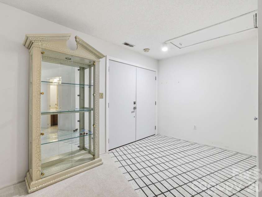 3423 Tinkerbell Lane, Charlotte, NC 28210.  MLS# CAR4384349, YatesRealty ID 7326. 