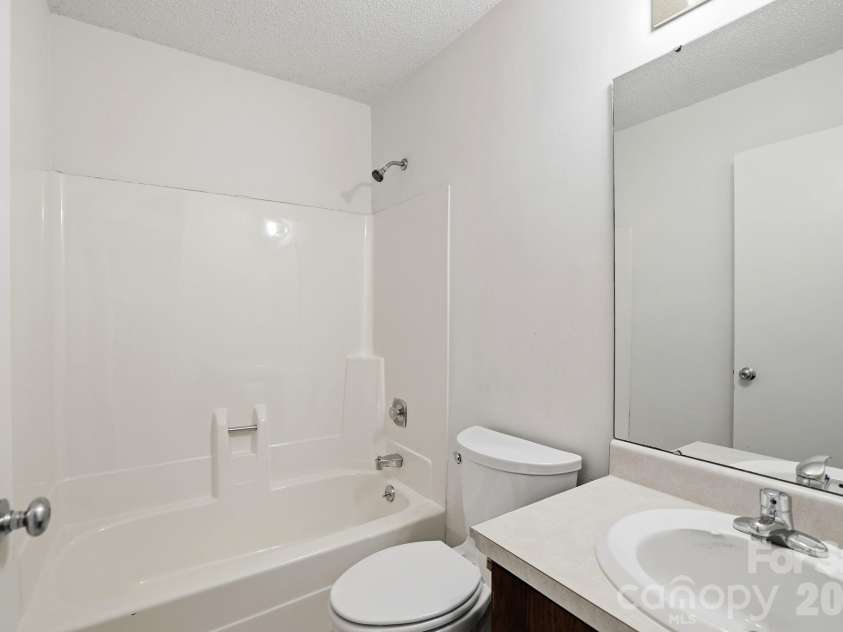 3423 Tinkerbell Lane, Charlotte, NC 28210.  MLS# CAR4384349, YatesRealty ID 7326. 