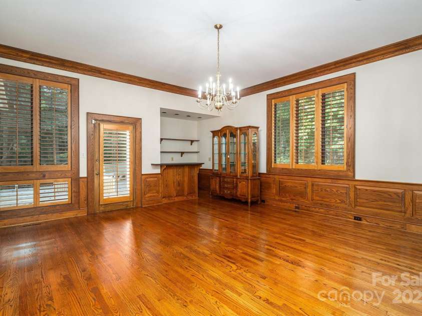 1816 Country Garden Drive, Shelby, NC 28150.  MLS# CAR4228610, YatesRealty ID 7327. 