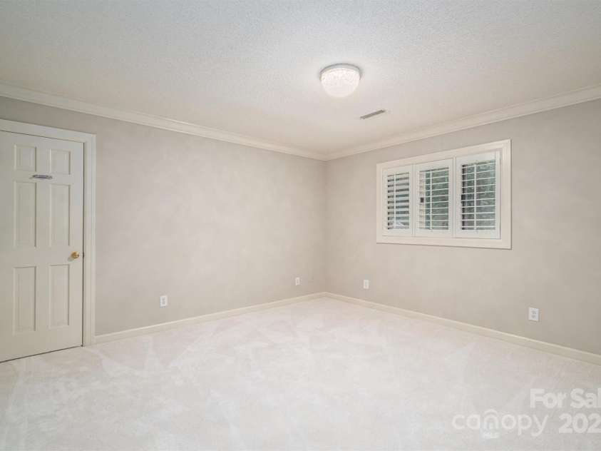 1816 Country Garden Drive, Shelby, NC 28150.  MLS# CAR4228610, YatesRealty ID 7327. 