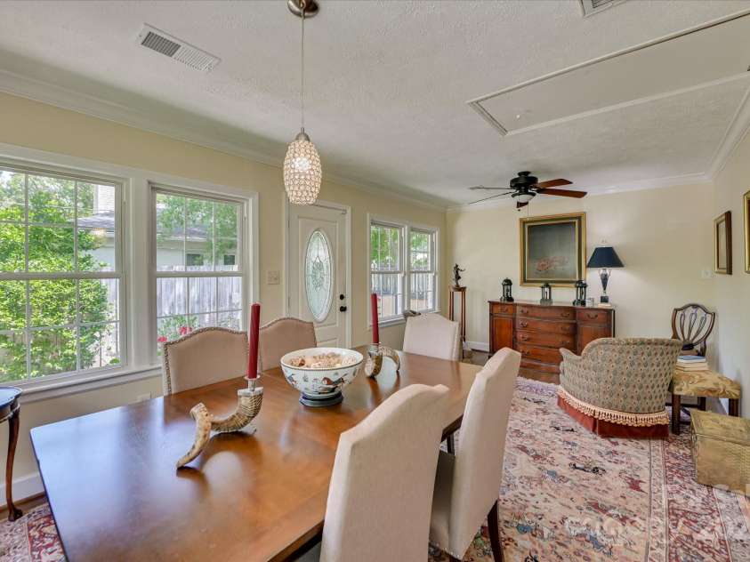 215 Barnard Avenue, Aiken, SC 29801.  MLS# CAR4308399, YatesRealty ID 733. 