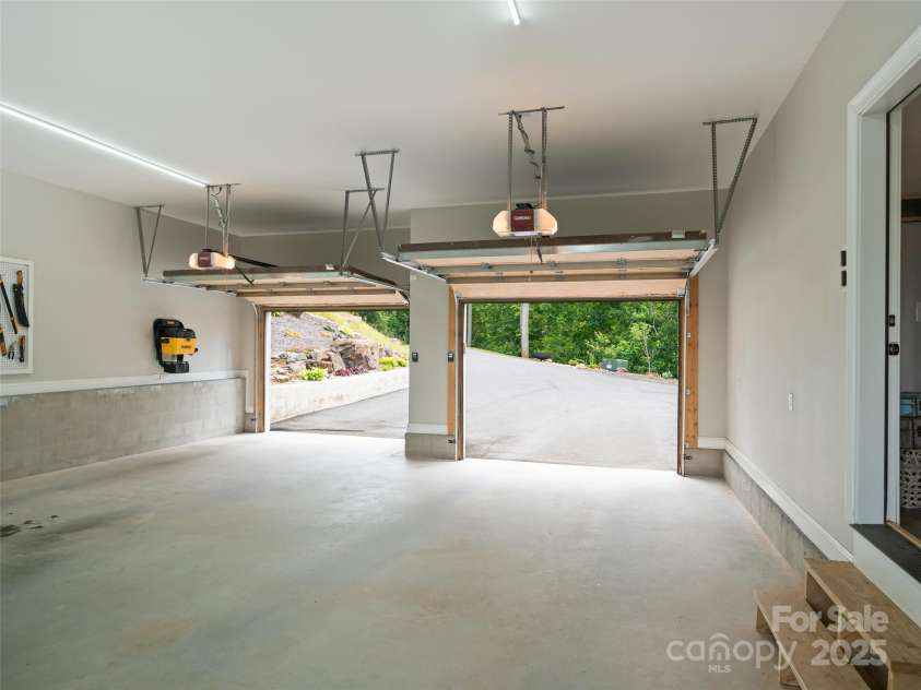 1590 226 Highway, Bakersville, NC 28705.  MLS# CAR4043239, YatesRealty ID 7330. 