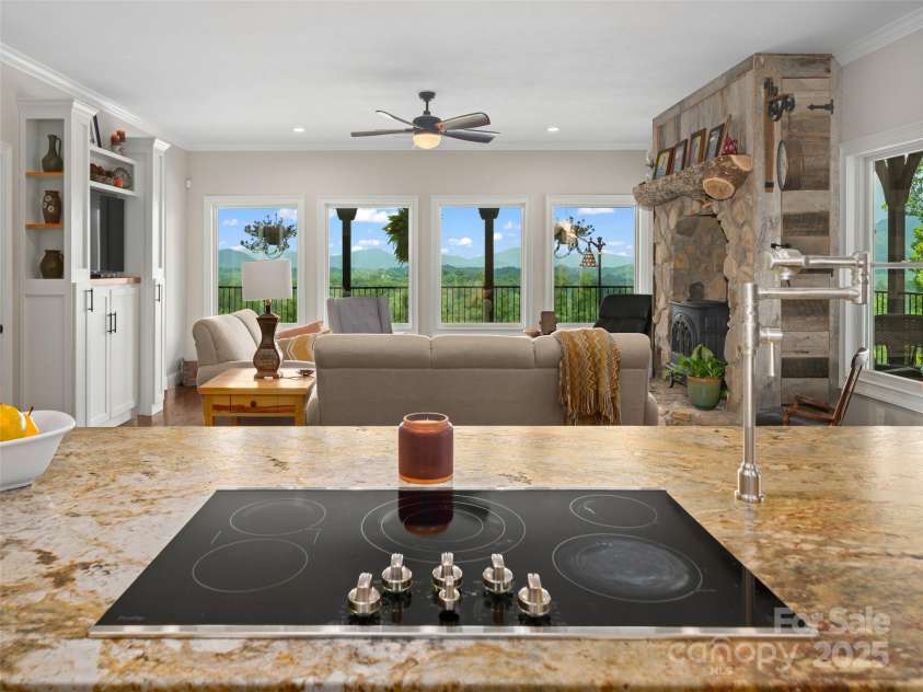 1590 226 Highway, Bakersville, NC 28705.  MLS# CAR4043239, YatesRealty ID 7330. 