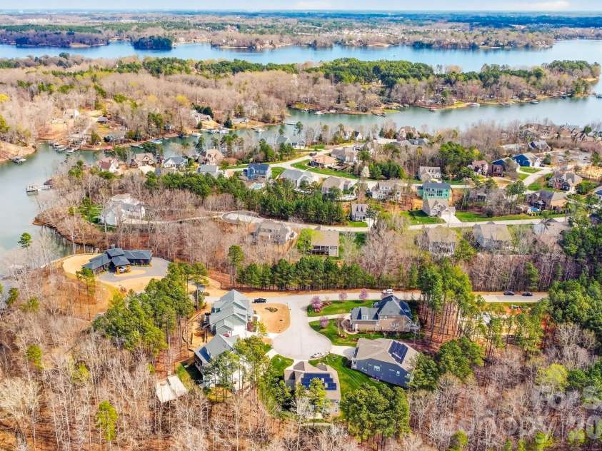 407 Blue Bay Court, York, SC 29745.  MLS# CAR4351956, YatesRealty ID 7330. 