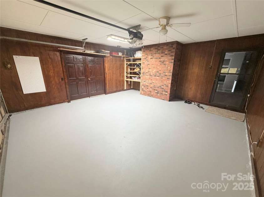 709 Woodside Drive, Kings Mountain, NC 28086.  MLS# CAR4329976, YatesRealty ID 7331. 