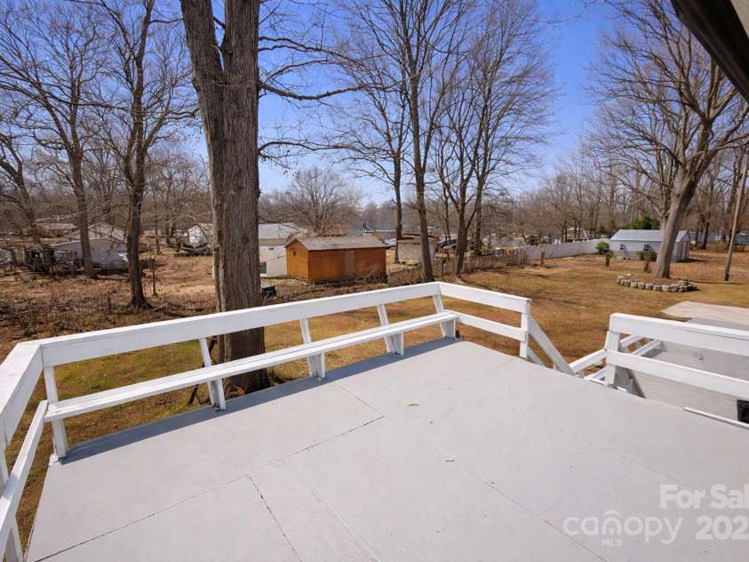 709 Woodside Drive, Kings Mountain, NC 28086.  MLS# CAR4329976, YatesRealty ID 7331. 