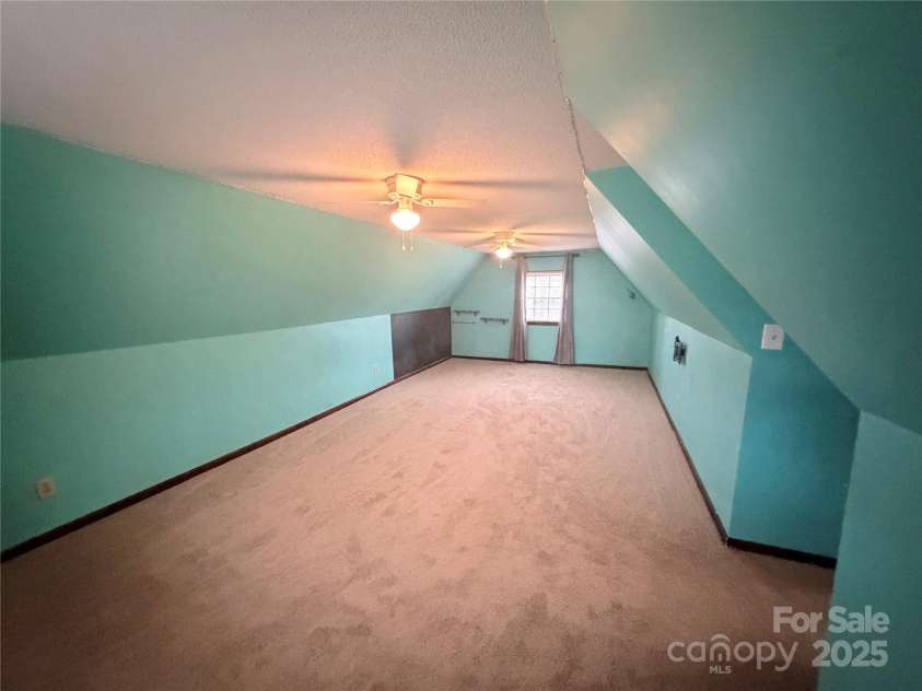 709 Woodside Drive, Kings Mountain, NC 28086.  MLS# CAR4329976, YatesRealty ID 7331. Bonus Room