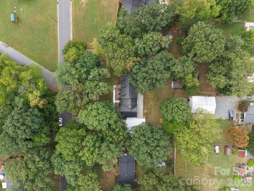 709 Woodside Drive, Kings Mountain, NC 28086.  MLS# CAR4425802, YatesRealty ID 7331. 
