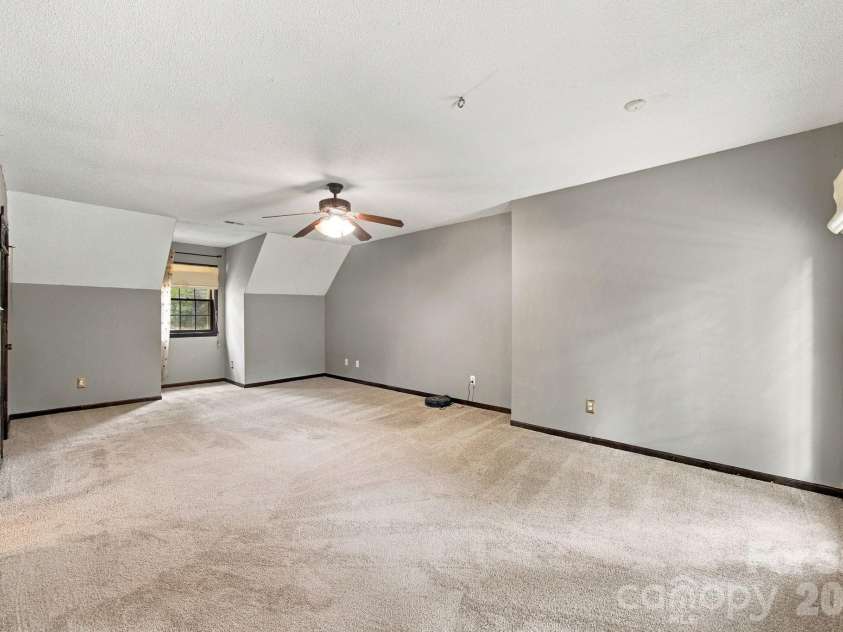709 Woodside Drive, Kings Mountain, NC 28086.  MLS# CAR4425802, YatesRealty ID 7331. 