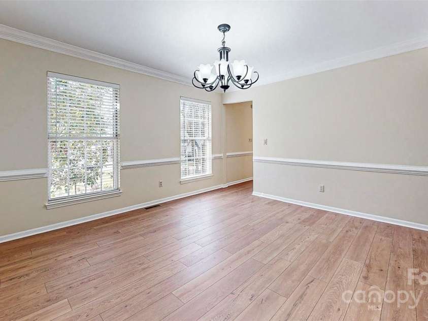 2605 Willowdale Lane, Matthews, NC 28105.  MLS# CAR4204541, YatesRealty ID 7332. 