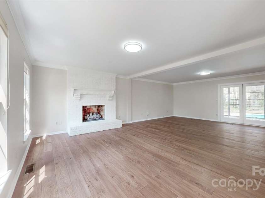 2605 Willowdale Lane, Matthews, NC 28105.  MLS# CAR4204541, YatesRealty ID 7332. 