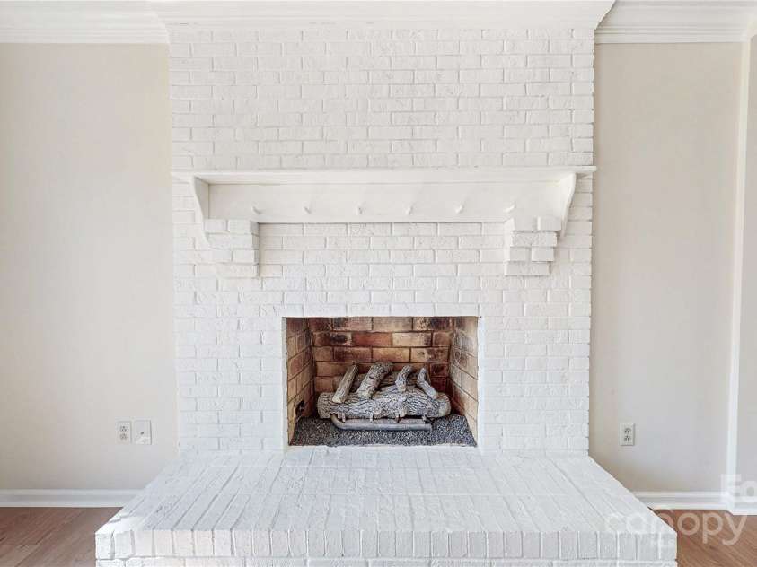 2605 Willowdale Lane, Matthews, NC 28105.  MLS# CAR4204541, YatesRealty ID 7332. 