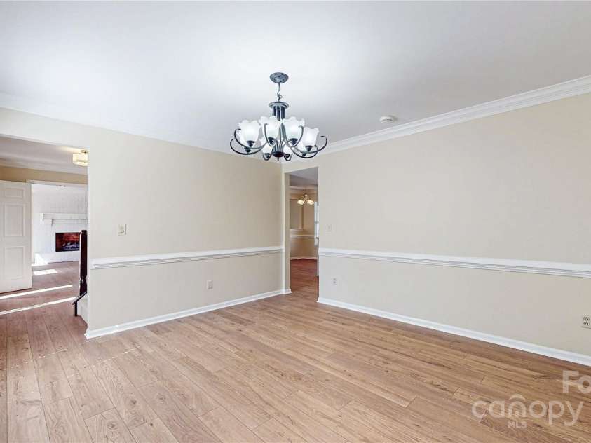 2605 Willowdale Lane, Matthews, NC 28105.  MLS# CAR4204541, YatesRealty ID 7332. 