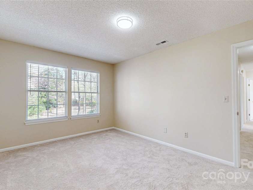 2605 Willowdale Lane, Matthews, NC 28105.  MLS# CAR4204541, YatesRealty ID 7332. 