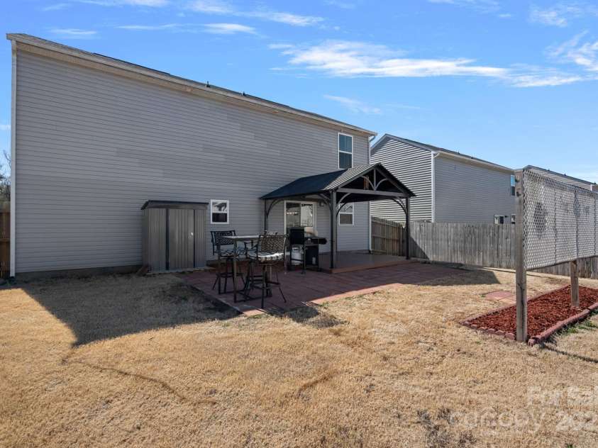 2462 Willow Pond Lane, Concord, NC 28025.  MLS# CAR4228242, YatesRealty ID 7334. 