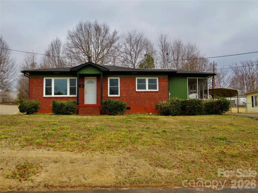 274 Georgia Street, Spindale, NC 28160.  MLS# CAR4349075, YatesRealty ID 7334. 