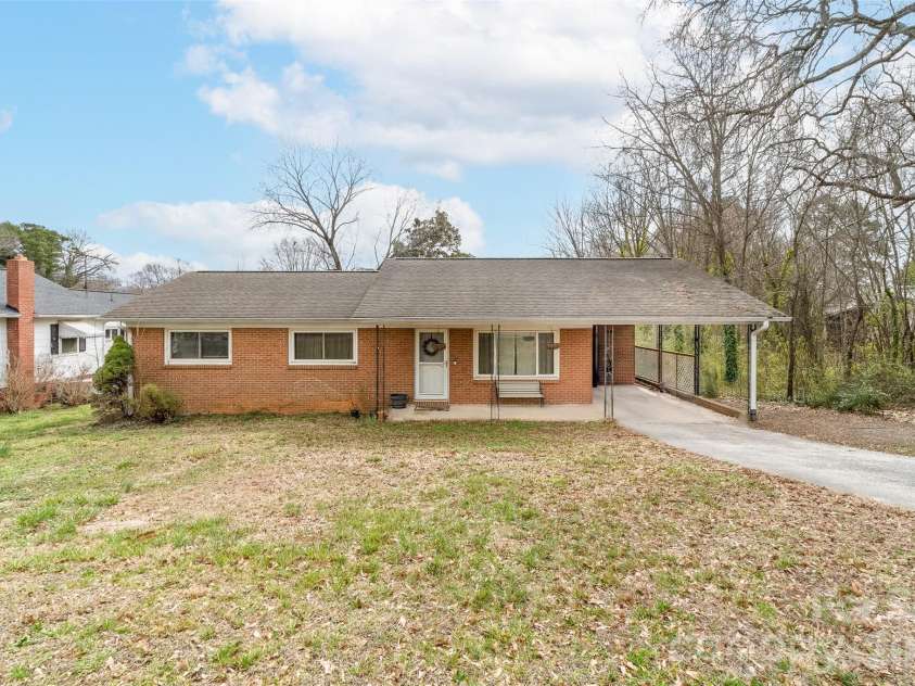 106 Blacksnake Road, Stanley, NC 28164.  MLS# CAR4351703, YatesRealty ID 7335. 