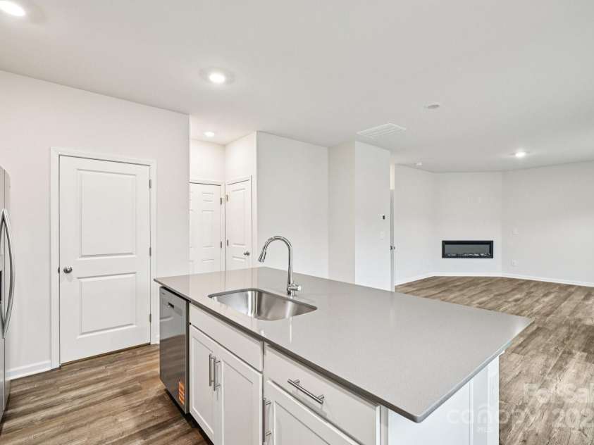 2319 Riggs Road, Sherrills Ford, NC 28673.  MLS# CAR4324435, YatesRealty ID 7337. 