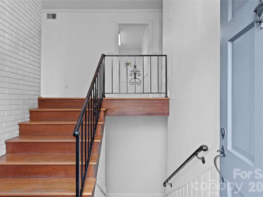 3116 Burkeshore Road, Winston Salem, NC 27106.  MLS# CAR4350889, YatesRealty ID 7338. 