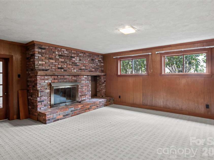 3116 Burkeshore Road, Winston Salem, NC 27106.  MLS# CAR4350889, YatesRealty ID 7338. 