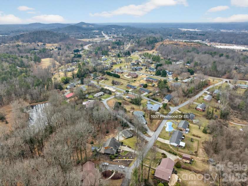 1037 Prestwood Drive, Lenoir, NC 28645.  MLS# CAR4351995, YatesRealty ID 7339. 