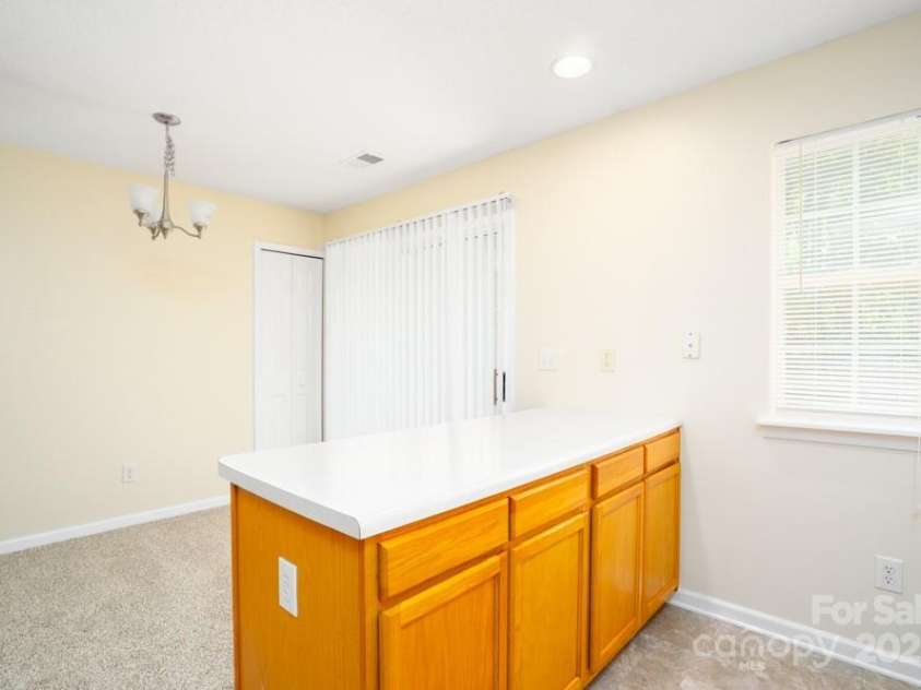 1748 Pergola Place, Charlotte, NC 28213.  MLS# CAR4220088, YatesRealty ID 734. 