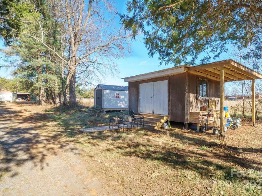 2808 Water Plant Road, Maiden, NC 28650.  MLS# CAR4215118, YatesRealty ID 7340. 