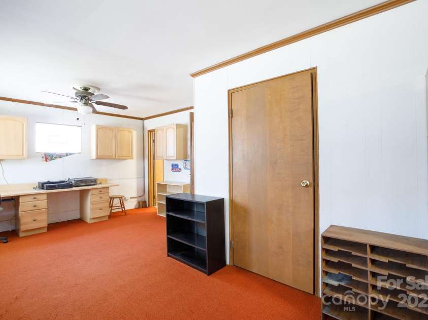 118 Sunset Drive, Chester, SC 29706.  MLS# CAR4226617, YatesRealty ID 7341. 