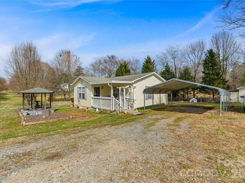 755 Dunns Mountain Church Road, Salisbury, NC 28146.  MLS# CAR4351936, YatesRealty ID 7342. 