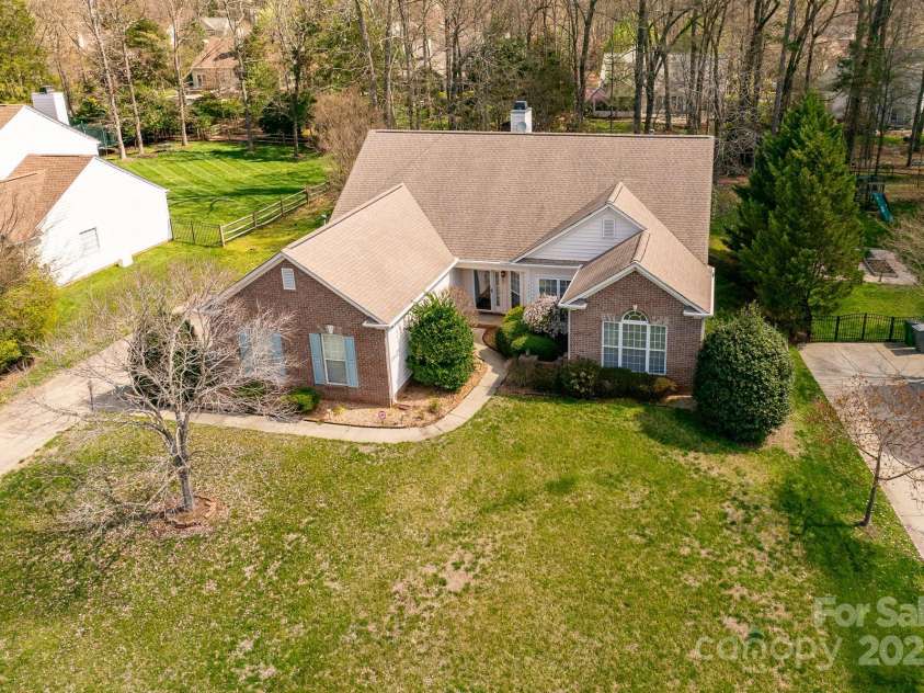 10829 Carmody Court, Charlotte, NC 28277.  MLS# CAR4234120, YatesRealty ID 7343. 