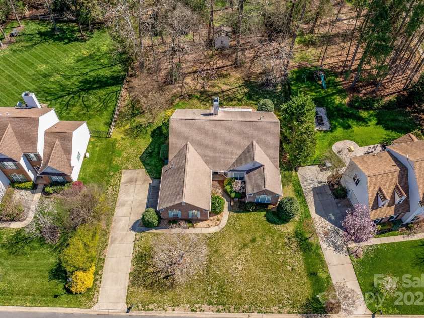 10829 Carmody Court, Charlotte, NC 28277.  MLS# CAR4234120, YatesRealty ID 7343. 