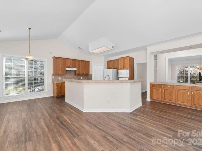 10829 Carmody Court, Charlotte, NC 28277.  MLS# CAR4234120, YatesRealty ID 7343. 