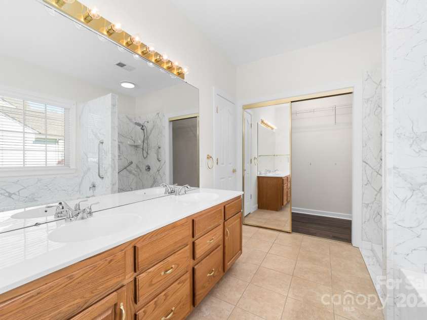 10829 Carmody Court, Charlotte, NC 28277.  MLS# CAR4234120, YatesRealty ID 7343. 