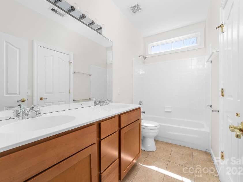 10829 Carmody Court, Charlotte, NC 28277.  MLS# CAR4234120, YatesRealty ID 7343. 