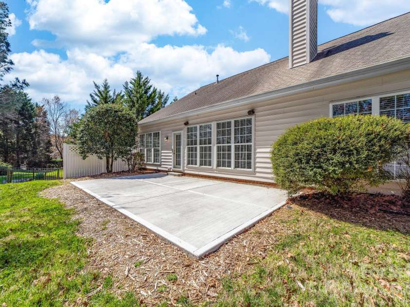 10829 Carmody Court, Charlotte, NC 28277.  MLS# CAR4234120, YatesRealty ID 7343. 