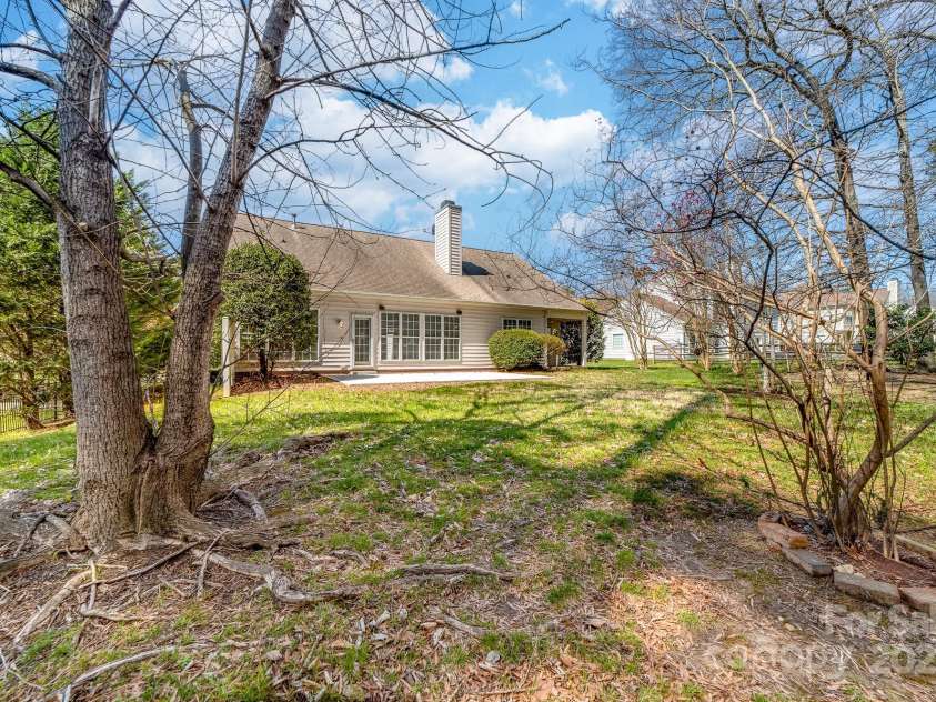 10829 Carmody Court, Charlotte, NC 28277.  MLS# CAR4234120, YatesRealty ID 7343. 