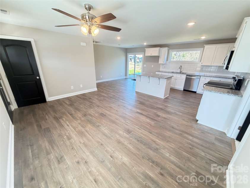 535 Martin Luther King Jr Avenue, Kannapolis, NC 28083.  MLS# CAR4338232, YatesRealty ID 7345. 