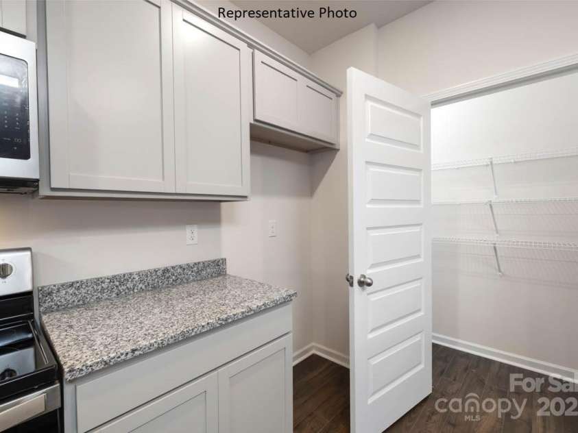 5231 Reedy Ridge Road, Charlotte, NC 28215.  MLS# CAR4232585, YatesRealty ID 7347. 