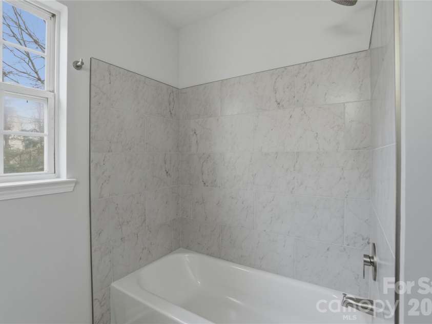 6924 Aulton Link Court, Charlotte, NC 28269.  MLS# CAR4347331, YatesRealty ID 7348. 