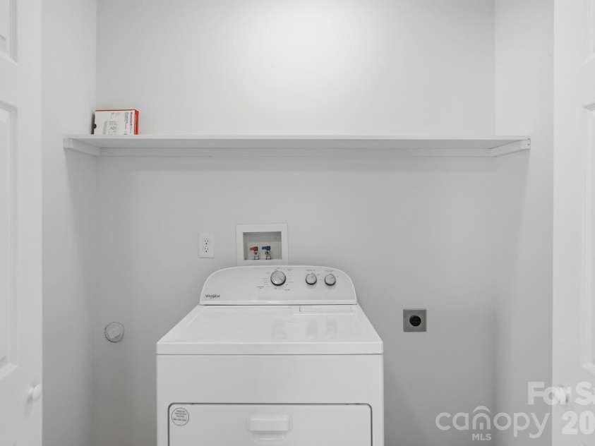 6924 Aulton Link Court, Charlotte, NC 28269.  MLS# CAR4347331, YatesRealty ID 7348. Laundry