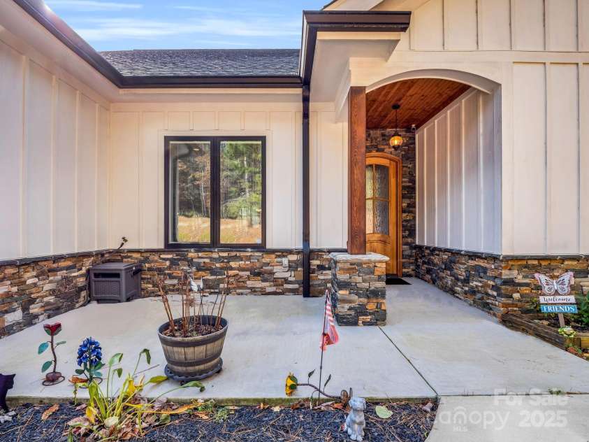 21 Rock Ridge Road, Mill Spring, NC 28756.  MLS# CAR4324696, YatesRealty ID 735. 