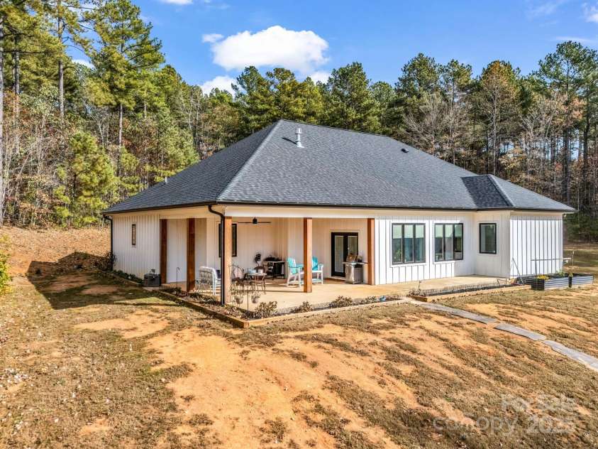 21 Rock Ridge Road, Mill Spring, NC 28756.  MLS# CAR4324696, YatesRealty ID 735. 