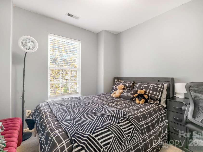 9919 Treeside Lane, Matthews, NC 28105.  MLS# CAR4318876, YatesRealty ID 735. 