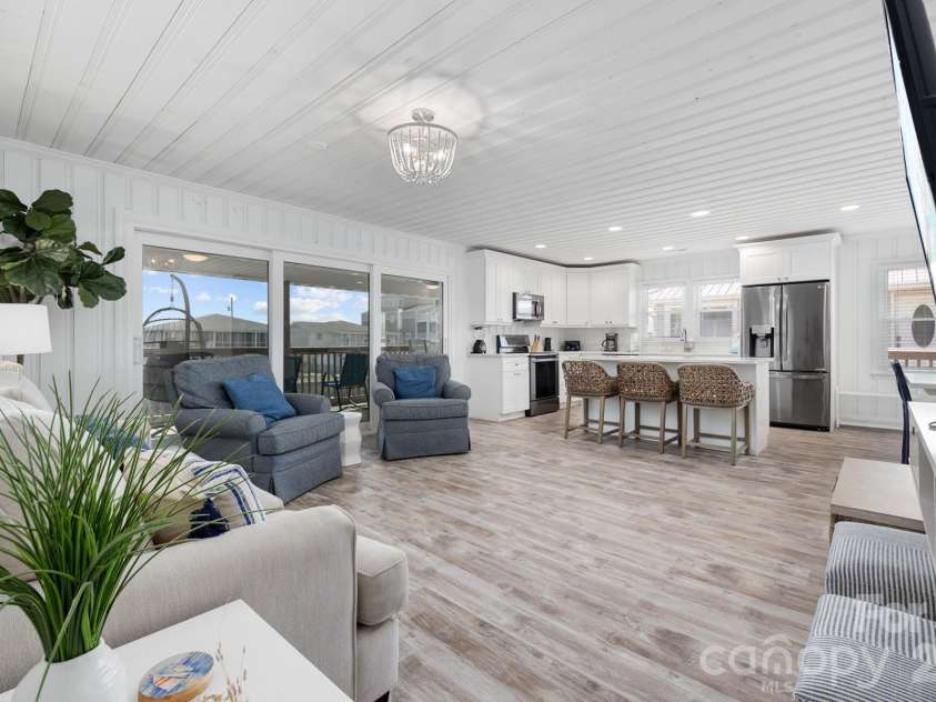 307 53rd Avenue, North Myrtle Beach, SC 29582.  MLS# CAR4308250, YatesRealty ID 7351. 