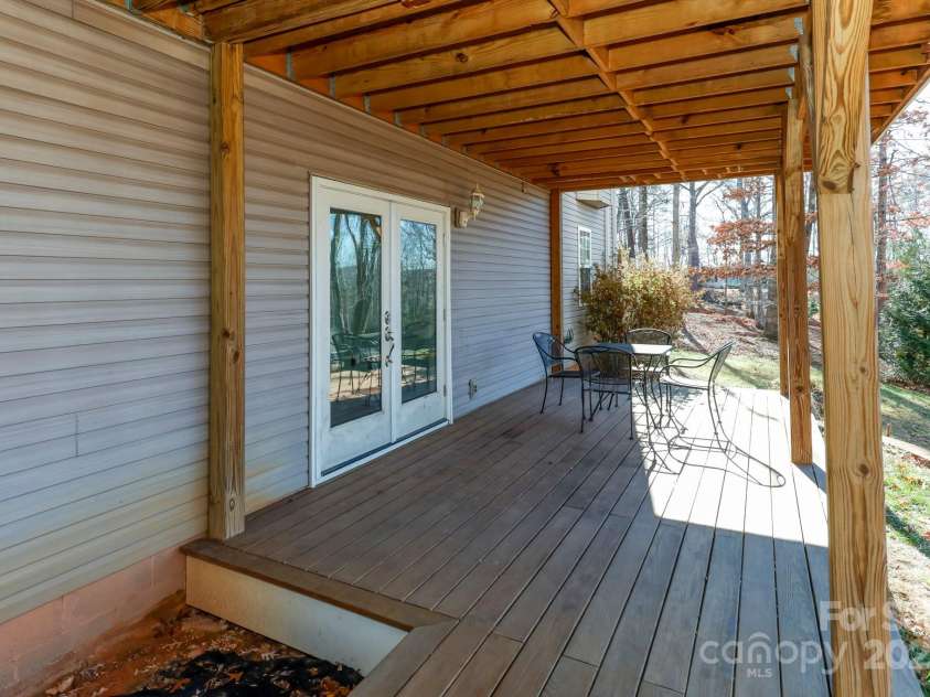 640 Laurel Heights Lane, Tryon, NC 28782.  MLS# CAR4212228, YatesRealty ID 7354. Walk out basement