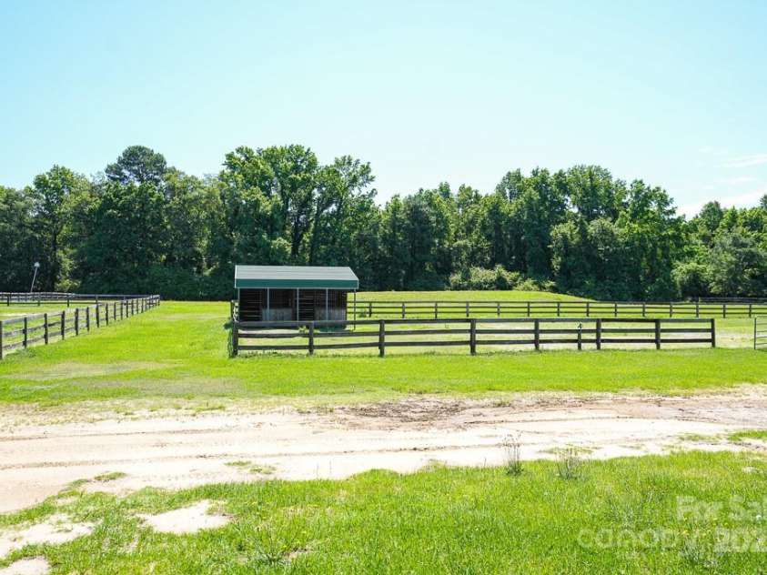 9141 Hasty Road, Laurinburg, NC 28352.  MLS# CAR4308588, YatesRealty ID 7355. 
